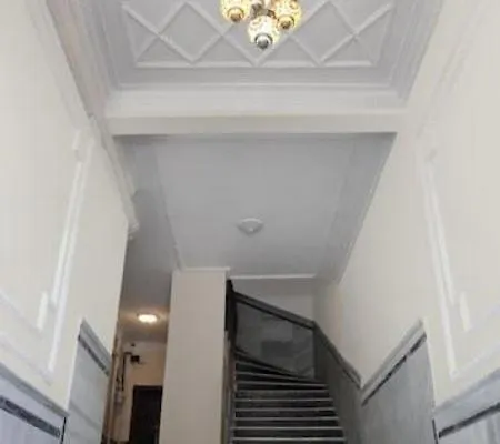 Elmir Стамбул